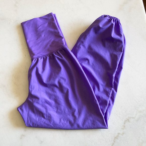 Lululemon Om pant (Power Purple) high rise, 25" swift lightweight parachute pant - Picture 8 of 8